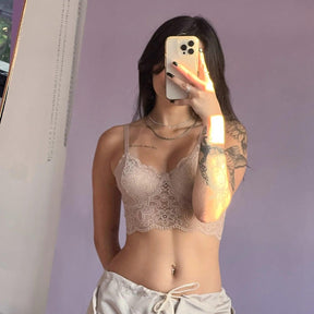 Top Ayla Bege